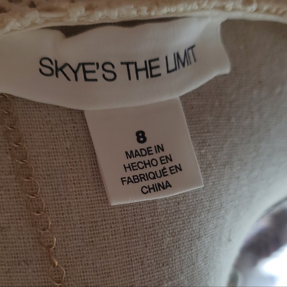 Laced blouse - Picture 4 of 5